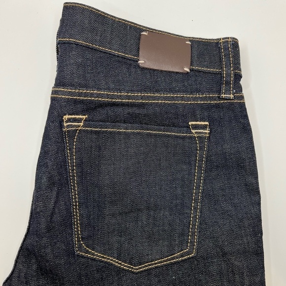 Banana Republic • Boot-Cut Low Rise Denim jeans - Picture 7 of 8